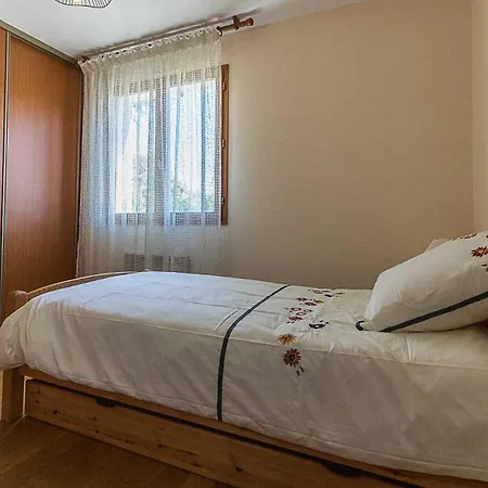 Clair Tatil Evi Pins-Justaret