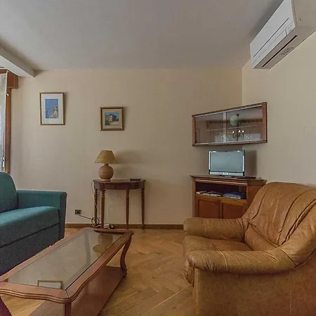 Tatil Evi Clair